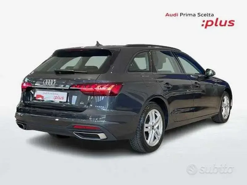 Usata Audi A4 Comfort 150 CV (110 kW) 2024 Grigio Station wagon