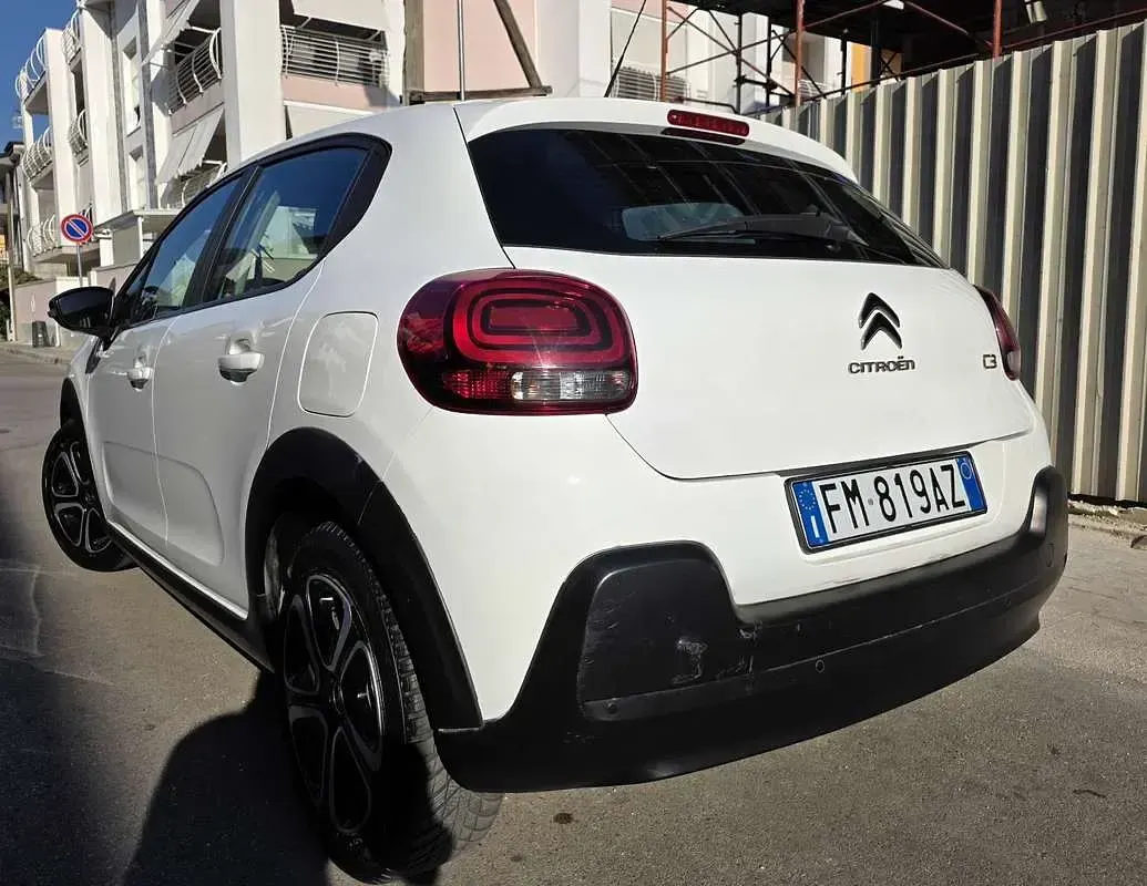 Usata Citroën C3 Shine 75 CV (55 kW) 2018 Utilitaria