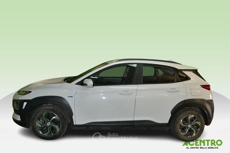 Usata Hyundai Kona 105 CV (77 kW) 2020 Bianco SUV