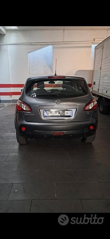 Usata Nissan Qashqai 115 CV (84 kW) 2014 Grigio SUV