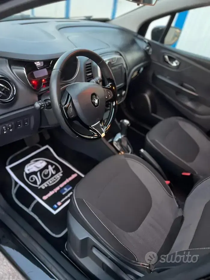 Usata Renault Captur 90 CV (66 kW) 2016 Nero SUV