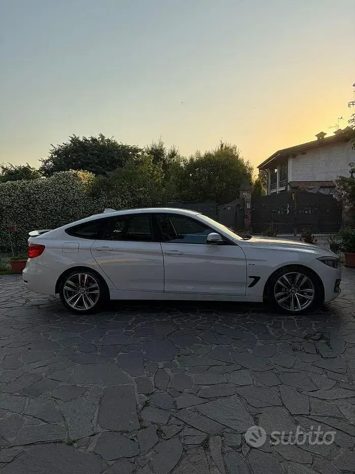 Usata BMW 325 Sport Line 218 CV (160 kW) 2014 Bianco Berlina