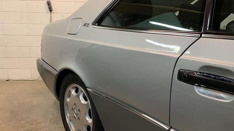 Usata Mercedes CL600 394 CV (289 kW) 1994 Argento Coupé