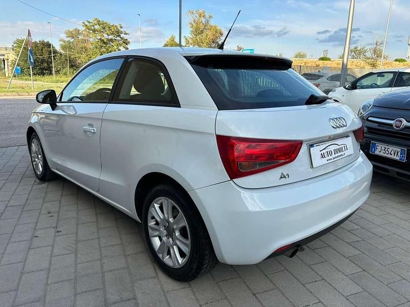 Usata Audi A1 105 CV (77 kW) 2012 Bianco Utilitaria