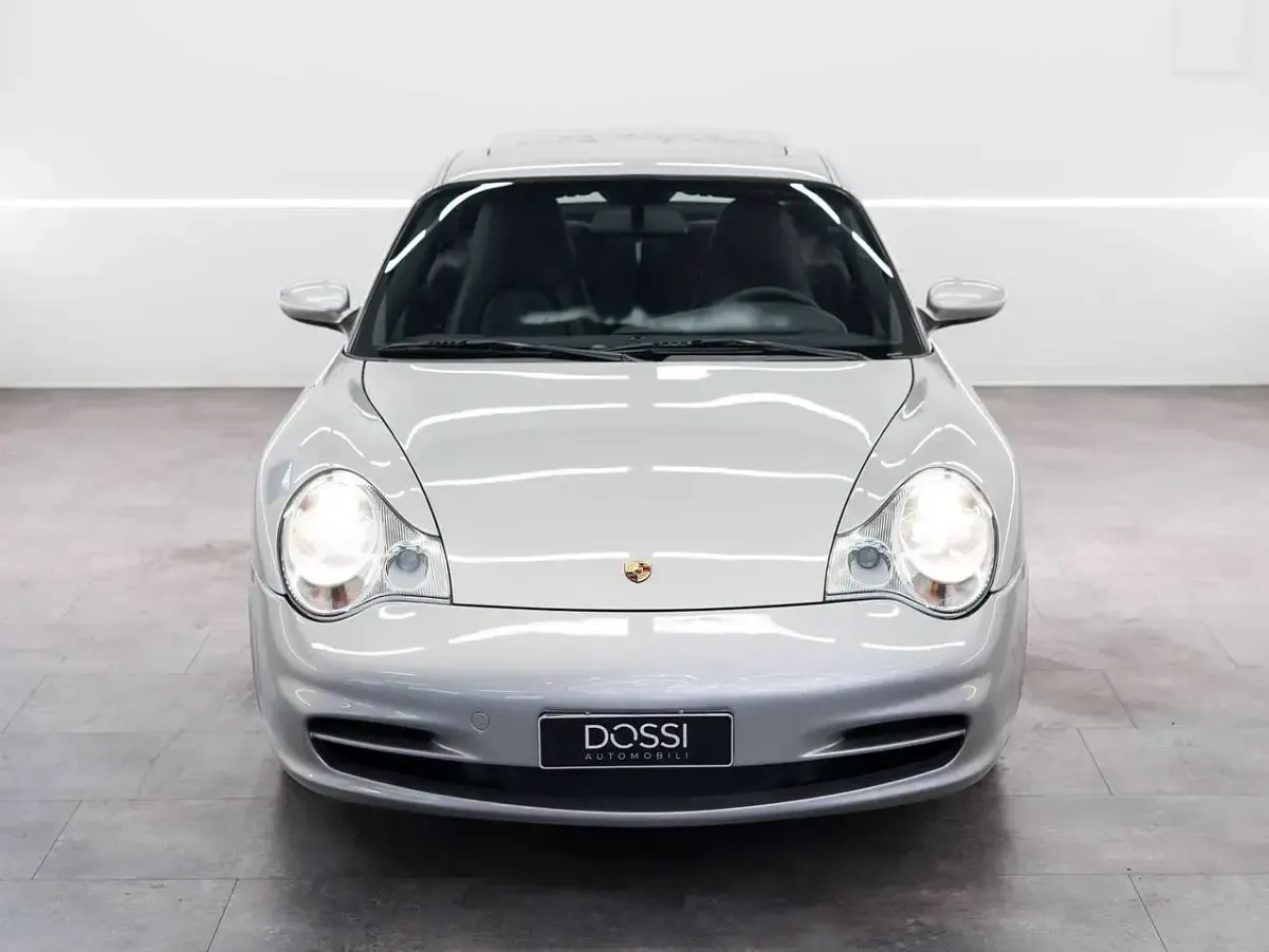 Usata Porsche 911 Carrera 320 CV (235 kW) 2002 Argento Coupé