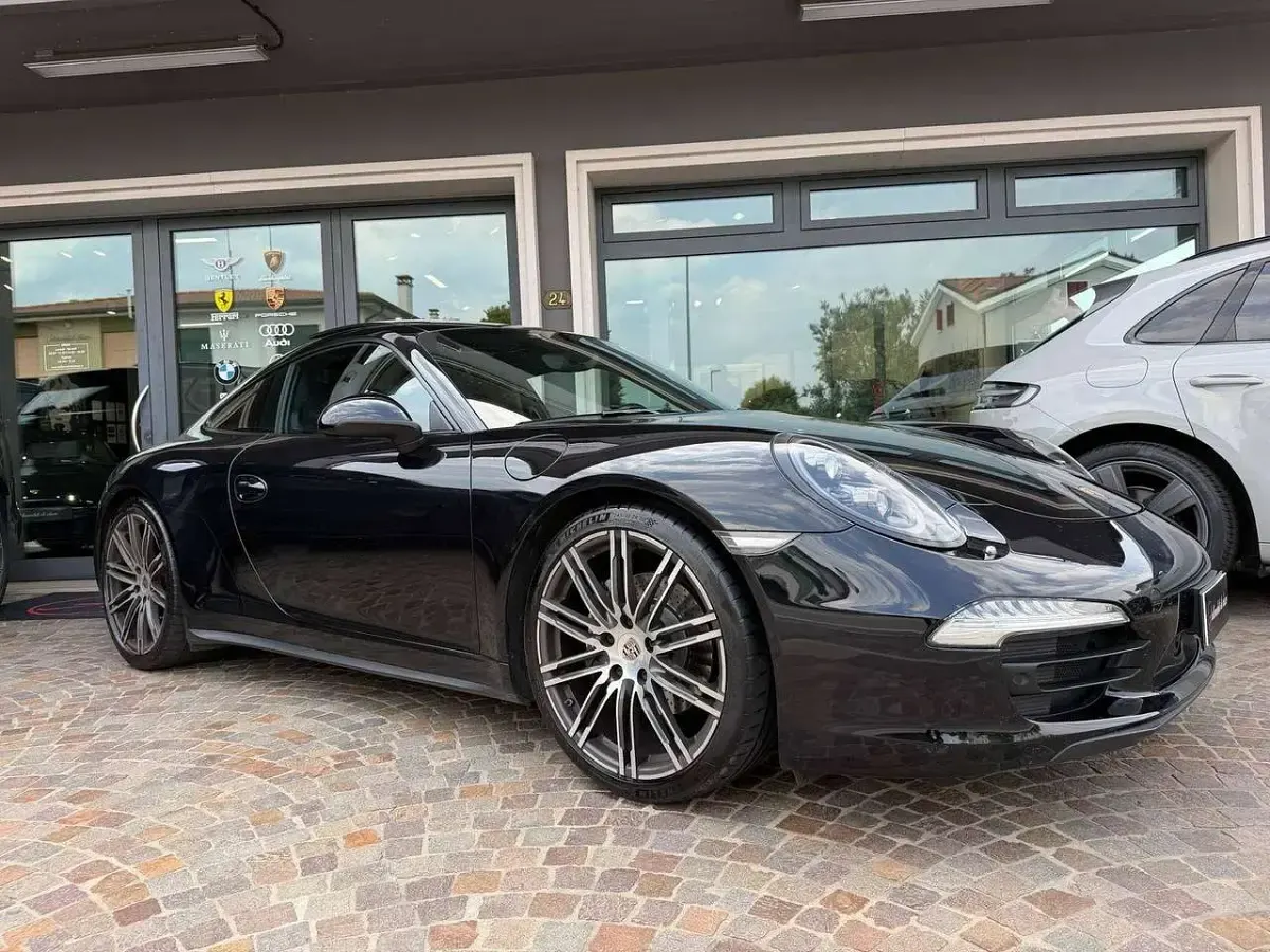 Usata Porsche 911 Carrera 4 Black Edition 349 CV (256 kW) 2015 Nero jet metallizzato Coupé