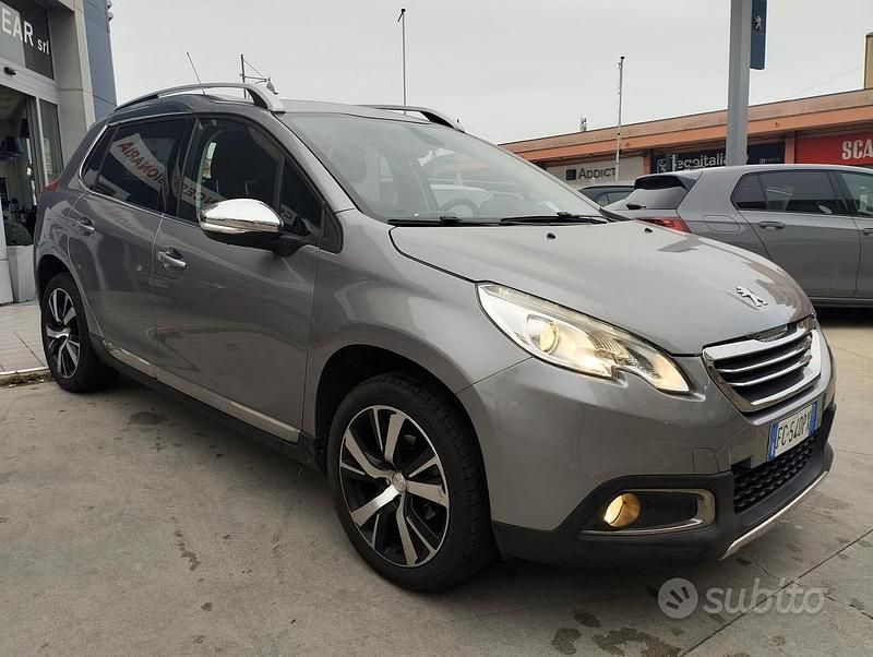 Usata Peugeot 2008 Allure 99 CV (72 kW) 2016 Grigio SUV