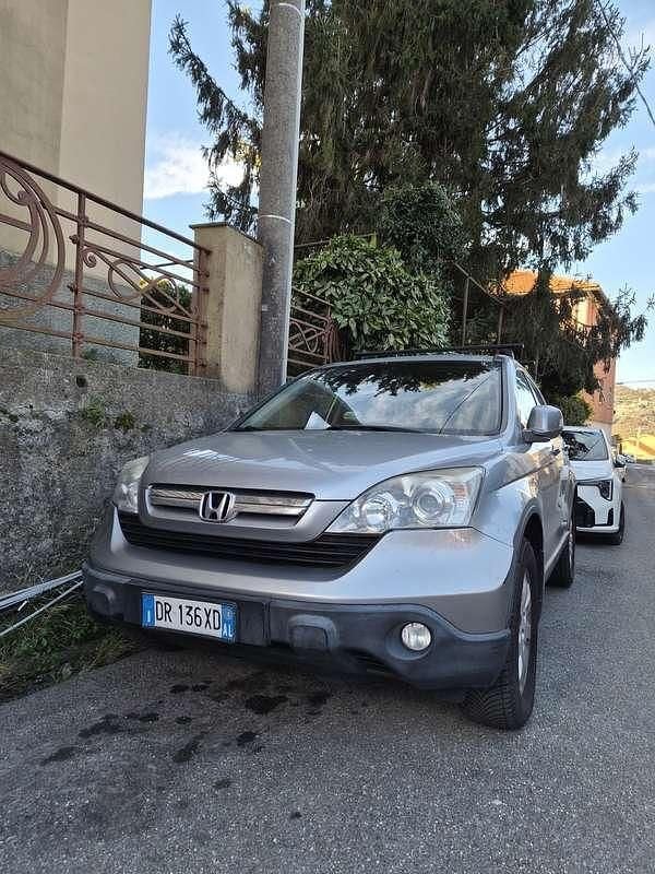 Usata 2008 Honda CR-V Elegance SUV | 4800 € (Super prezzo) - Immagine 1/4