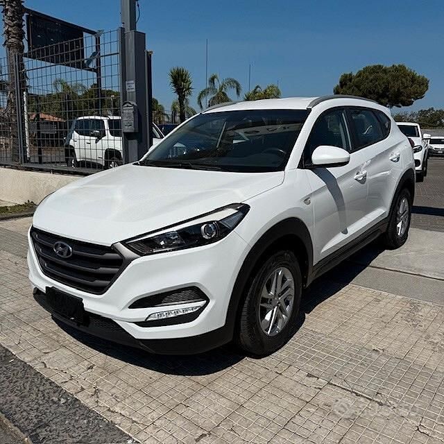 Usata Hyundai Tucson Edition 116 CV (85 kW) 2018 Bianco SUV