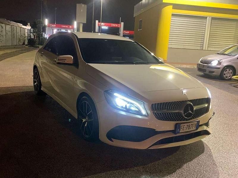 Usata Mercedes A180 Premium 109 CV (80 kW) 2016 Bianco Berlina