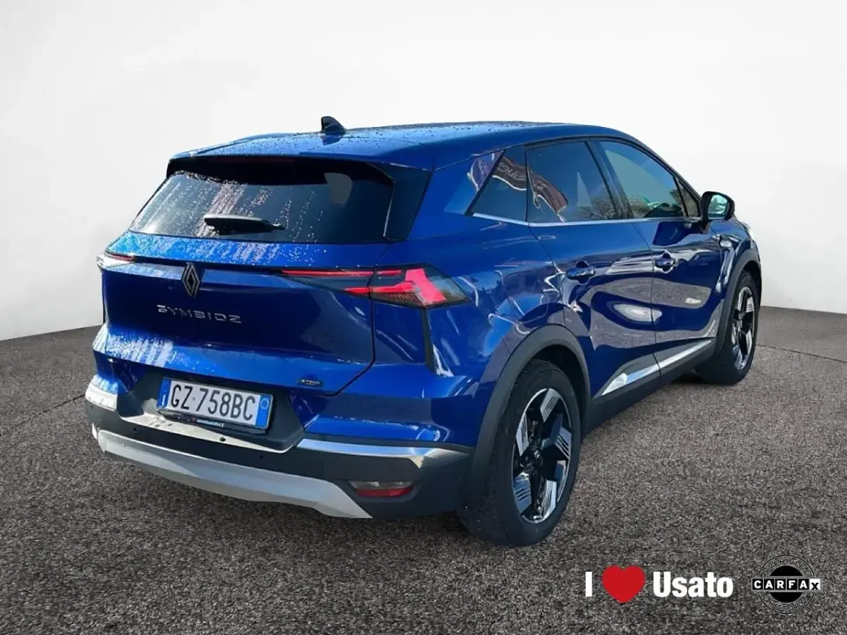 Usata Renault Clio Iconic 143 CV (105 kW) 2025 Blu Utilitaria