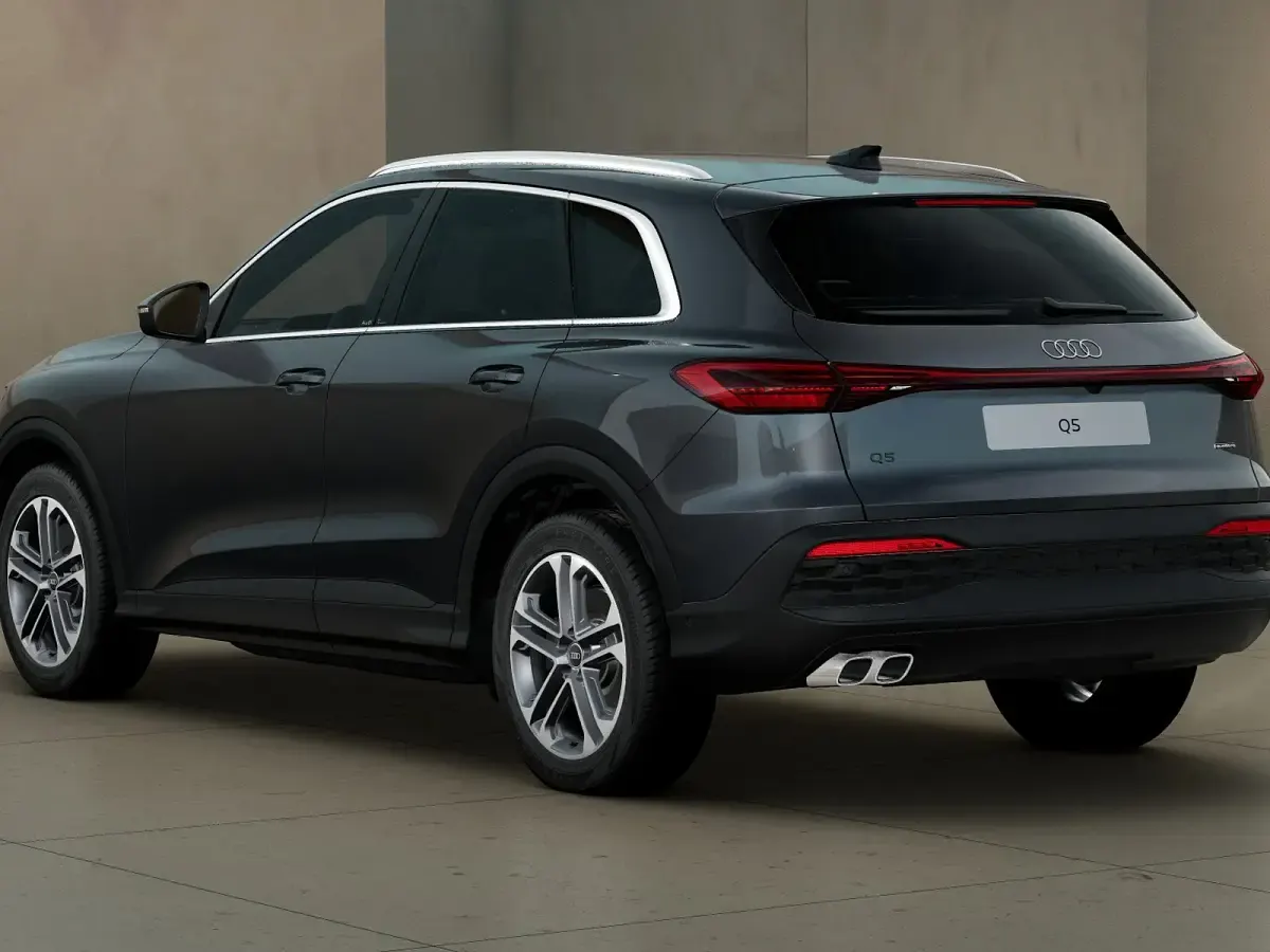 Nuova Audi Q5 Business 204 CV (150 kW) 2026 Grigio tambora metallico SUV