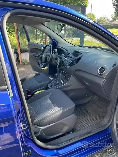 Usata Ford Ka Plus 86 CV (63 kW) 2017 Bluazzurro Utilitaria