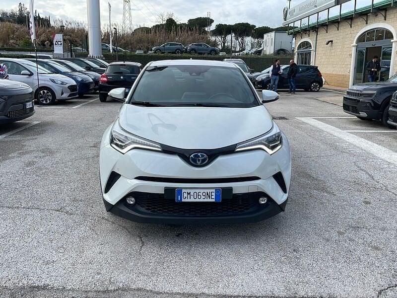 Usata Toyota C-HR Style 122 CV (89 kW) 2019 Bianco SUV