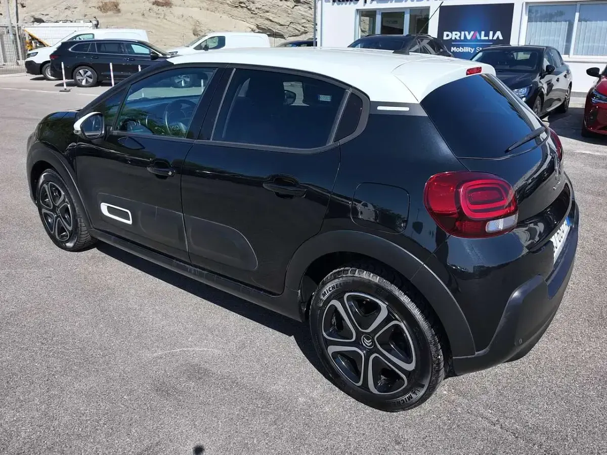 Usata Citroën C3 Shine 110 CV (80 kW) 2022 Nero Utilitaria