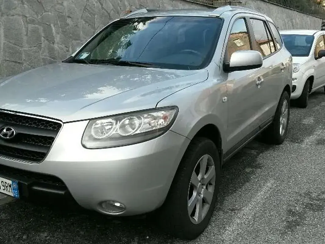 Usata Hyundai Santa Fe Dynamiq 155 CV (114 kW) 2009 Grigio SUV