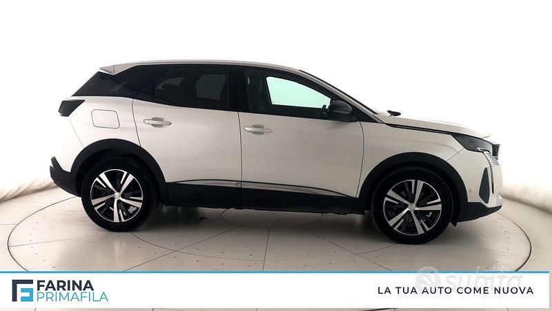 Usata Peugeot 3008 Allure 131 CV (96 kW) 2023 Bianco SUV