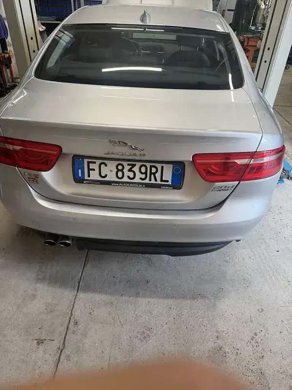 Usata Jaguar XE Portfolio 179 CV (131 kW) 2016 Berlina
