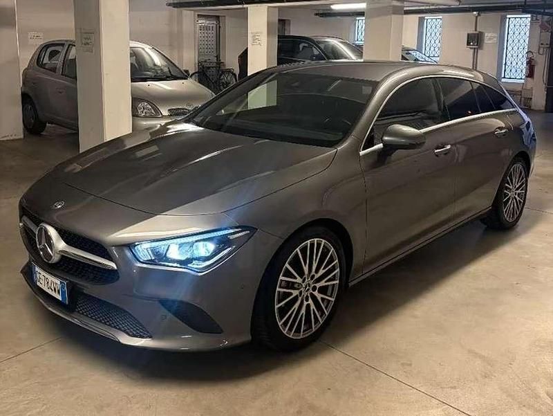 Usata Mercedes CLA200 Shooting Brake 150 CV (110 kW) 2021 Grigio Station wagon