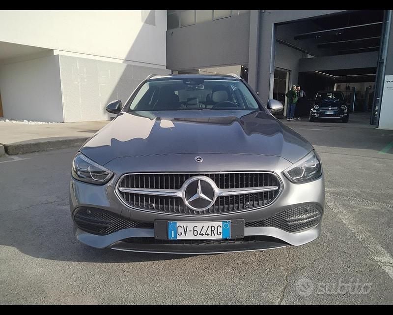 Usata Mercedes C200 163 CV (119 kW) 2022 Grigio Station wagon