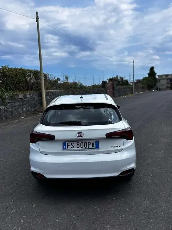 Usata Fiat Tipo Business 95 CV (69 kW) 2018 Bianco Berlina