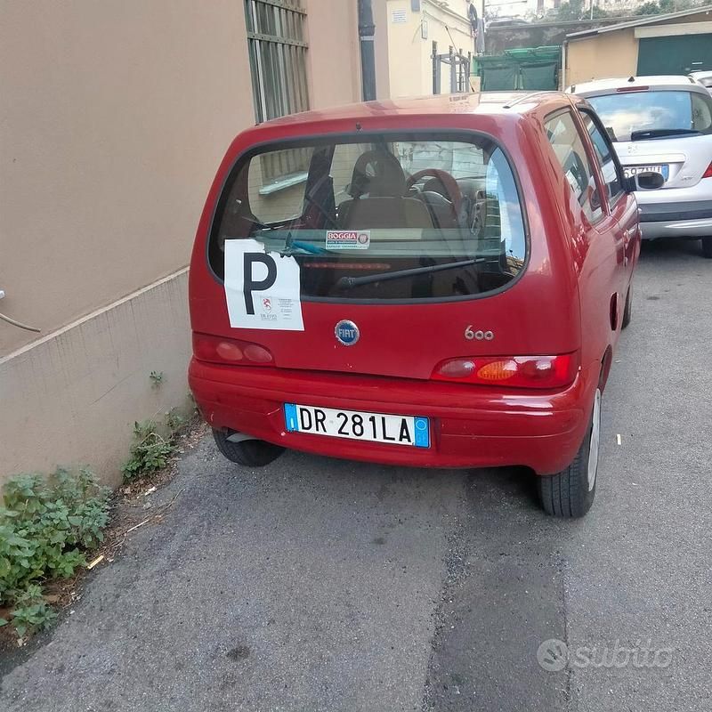 Usata Fiat 600 54 CV (39 kW) 2008 Rosso Utilitaria