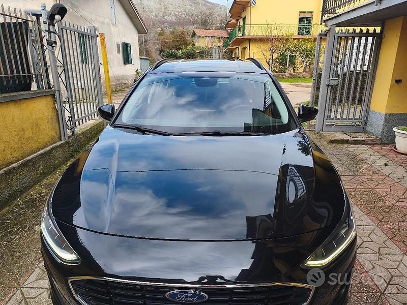 Usata Ford Focus 120 CV (88 kW) 2022 Blu Station wagon