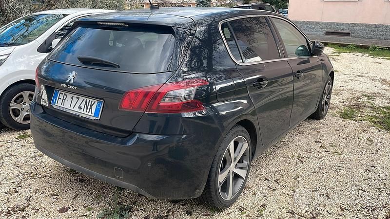 Usata Peugeot 308 Allure 131 CV (96 kW) 2018 Nero Berlina