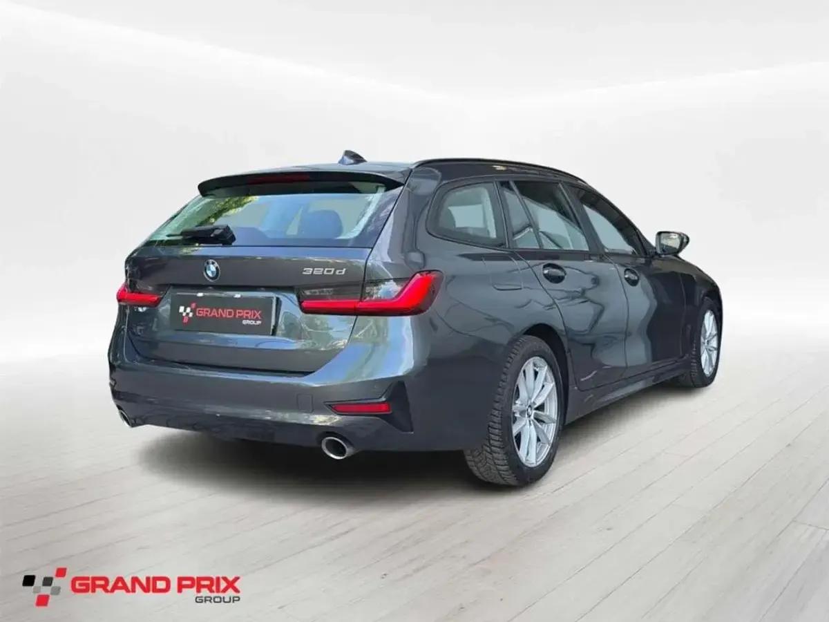 Usata BMW 320 Comfort Edition 190 CV (139 kW) 2020 Grigio scuro Station wagon