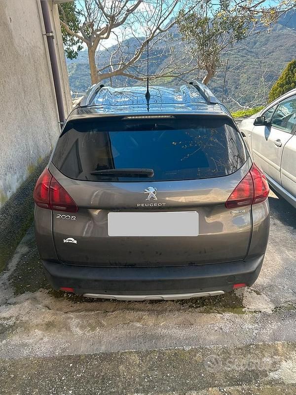 Usata Peugeot 2008 Allure 2016 Grigio SUV