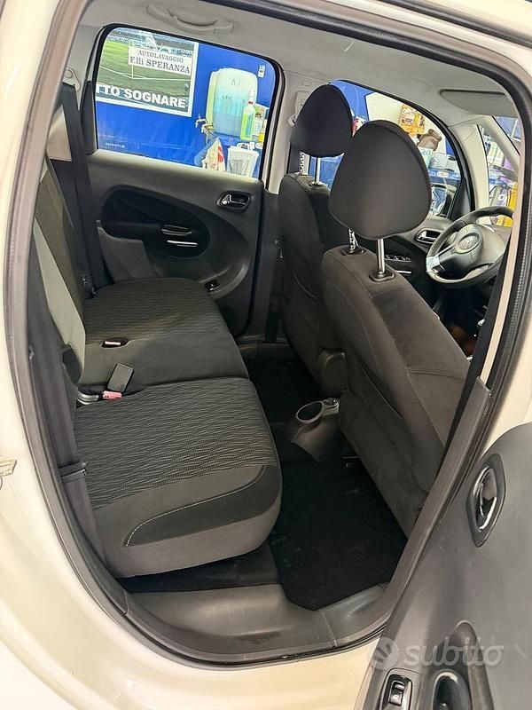 Usata Citroën C3 Picasso Seduction 95 CV (69 kW) 2012 Bianco Monovolume