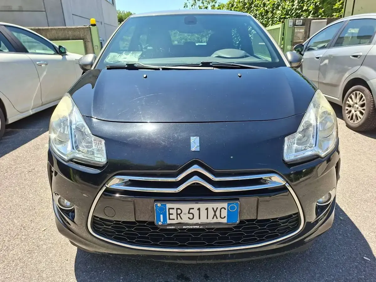 Usata Citroën DS3 82 CV (60 kW) 2013 Nero Berlina