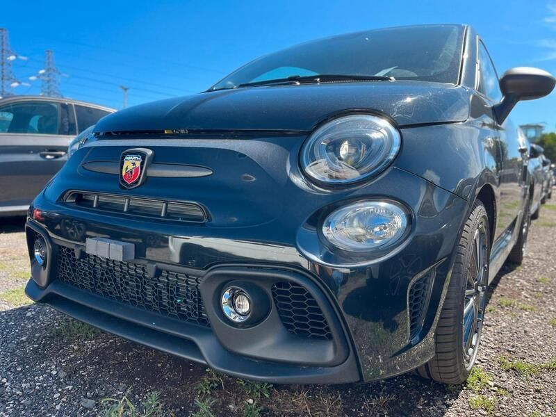 Usata Abarth 695 180 CV (132 kW) 2024 Nero Utilitaria