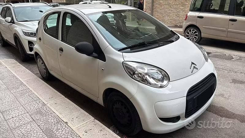 Usata Citroën C1 68 CV (50 kW) 2011 Bianco Utilitaria