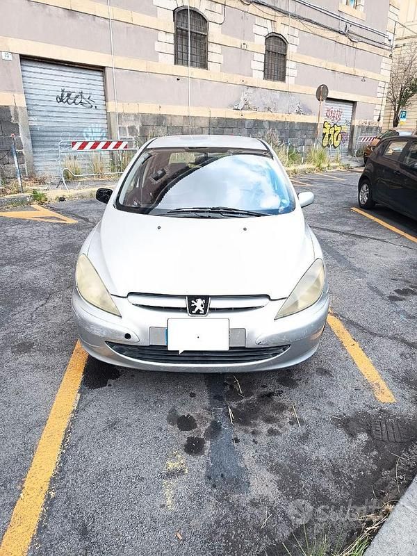 Usata Peugeot 307 90 CV (66 kW) 2004 Grigio Berlina