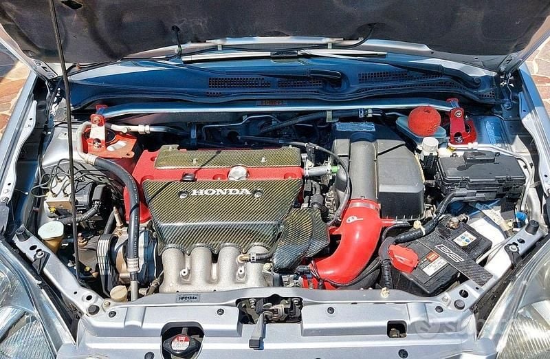 Usata Honda Civic Type R 200 CV (147 kW) 2002 Grigio Utilitaria