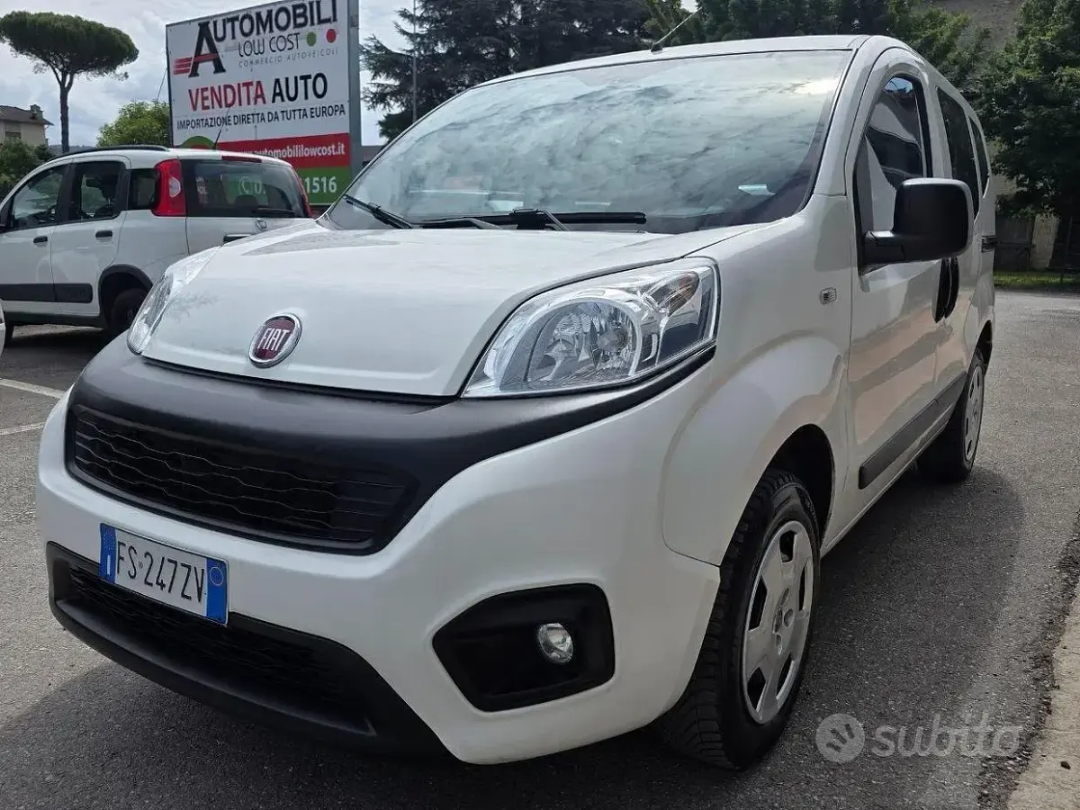 Usata Fiat Qubo Easy 77 CV (56 kW) 2018 Bianco Monovolume