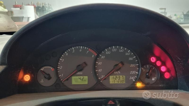 Begagnad Ford Cougar 2001 Svart Sportkupé