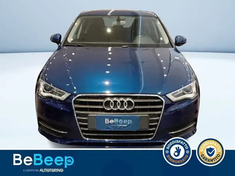 Usata Audi A3 Business 110 CV (80 kW) 2015 Blu metallizzato Berlina