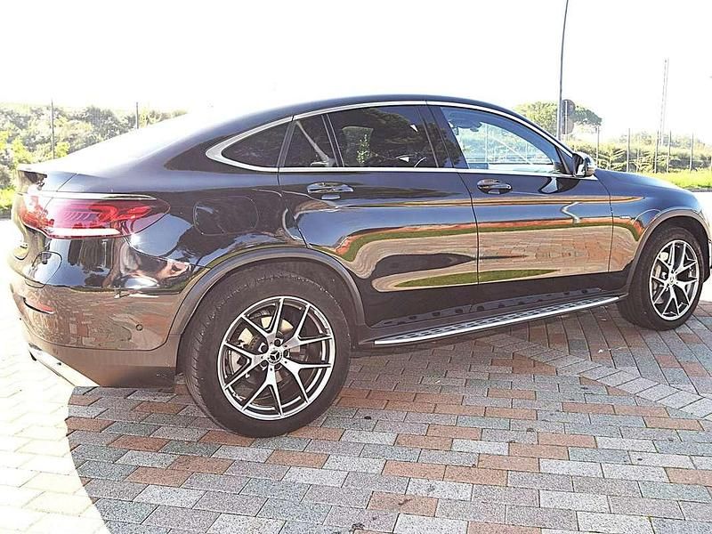 Usata Mercedes GLC300e Premium Plus 194 CV (142 kW) 2021 Nero Coupé