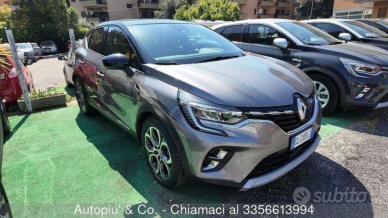 Usata Renault Captur 145 CV (106 kW) 2022 Blu SUV