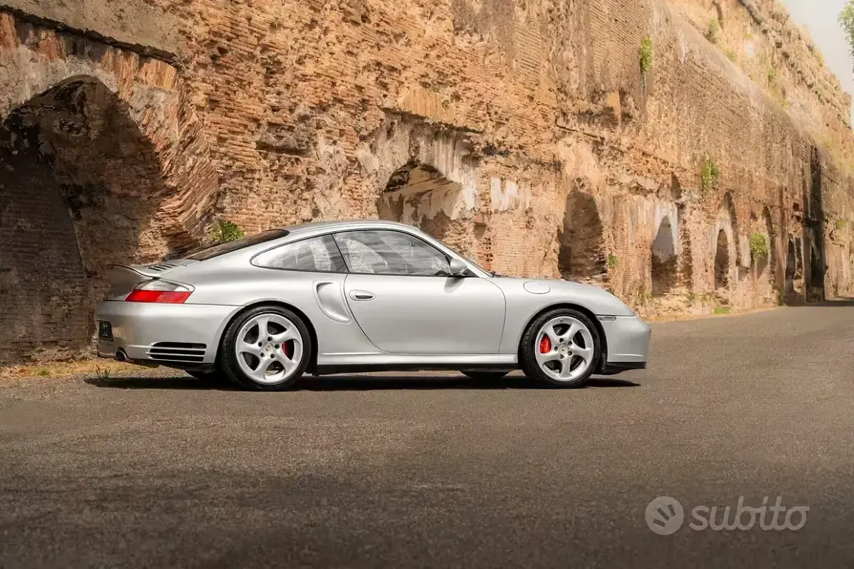 Usata Porsche 996 Turbo 420 CV (308 kW) 2001 Grigio Coupé