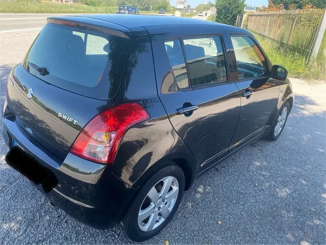Usata Suzuki Swift GL 91 CV (66 kW) 2008 Nero Utilitaria
