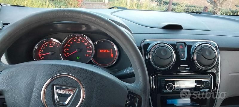 Usata Dacia Lodgy 90 CV (66 kW) 2014 Nero Monovolume