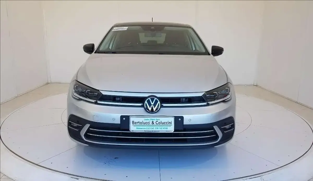 Usata VW Polo Style 95 CV (69 kW) 2023 Argento Berlina