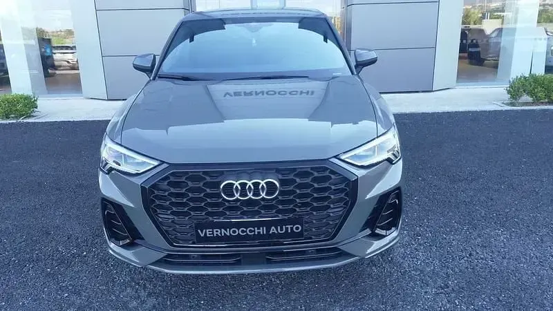 Usata Audi Q3 Sportback S-Line 150 CV (110 kW) 2022 Grigio SUV
