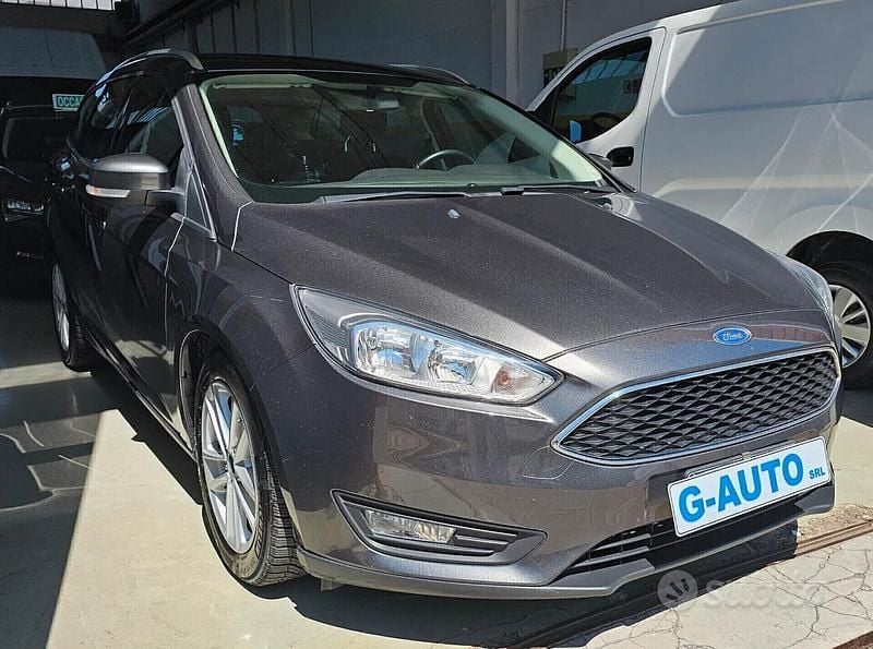 Usata Ford Focus ST-Line 120 CV (88 kW) 2018 Grigio Station wagon