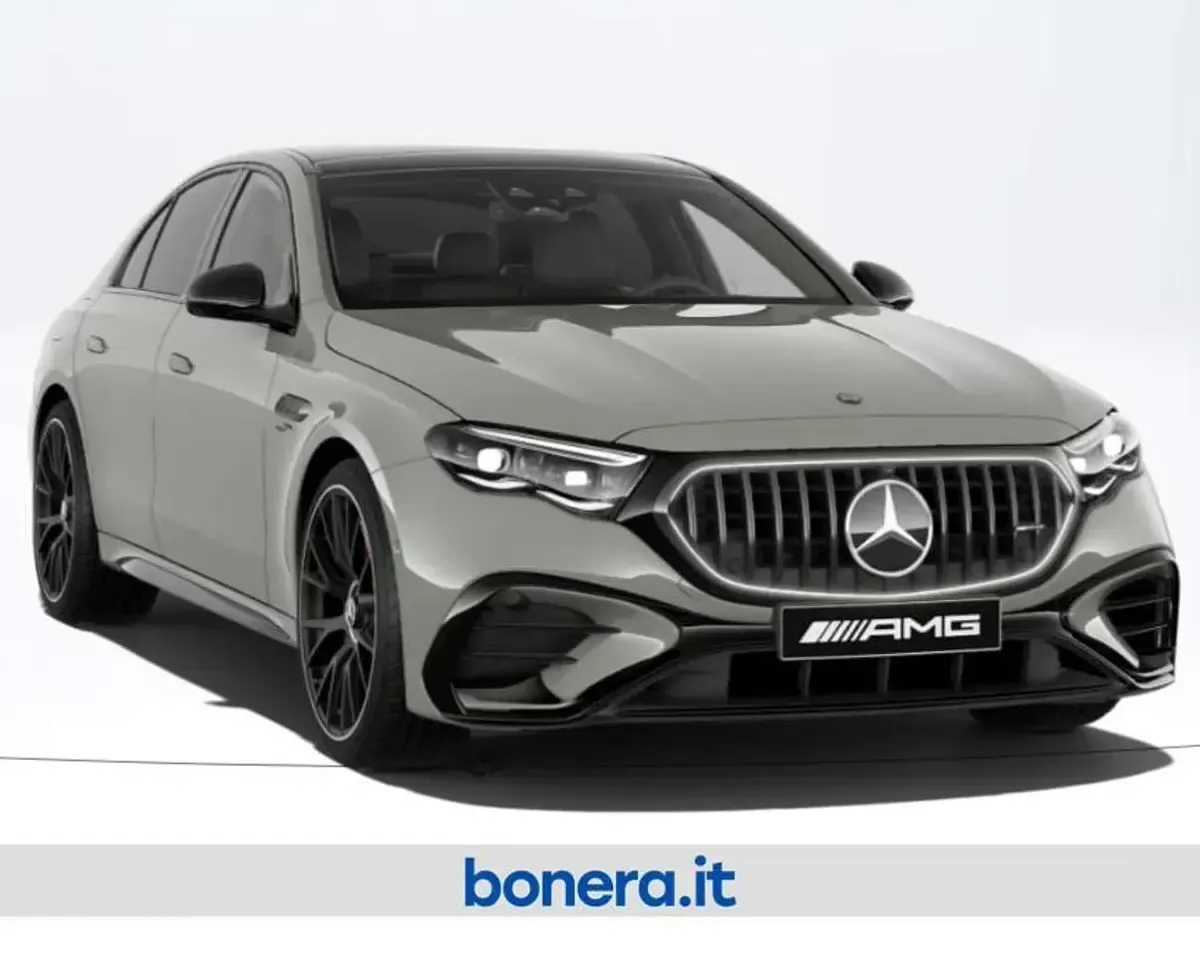 Nuova Mercedes E53 AMG Premium Plus 585 CV (430 kW) 2026 Grigio alpi manufaktur Berlina