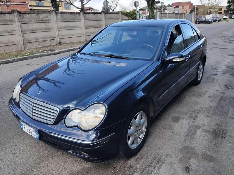 Usata Mercedes C180 Elegance 129 CV (94 kW) 2002 Other Berlina