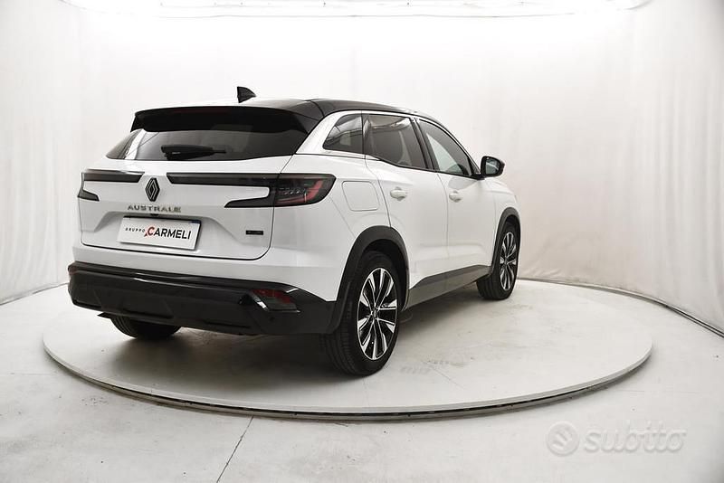 Usata Renault Austral Techno 199 CV (146 kW) 2024 Bianco SUV